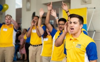 CREW Leaders welcoming new students