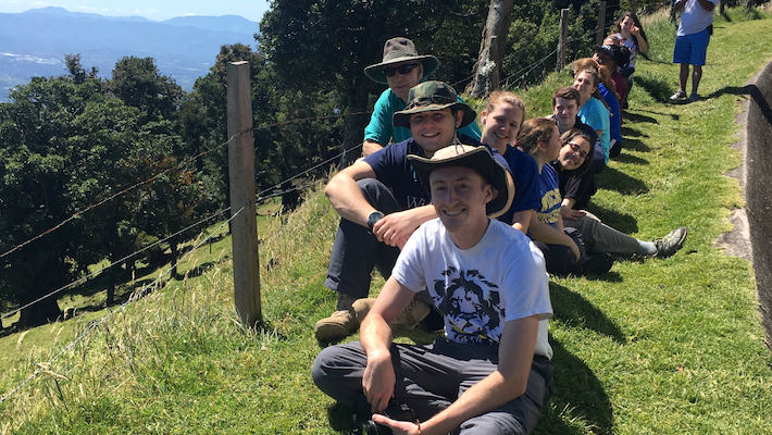 costa rican peers main 710x400