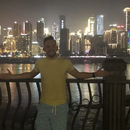 evan davis study abroad 800x600