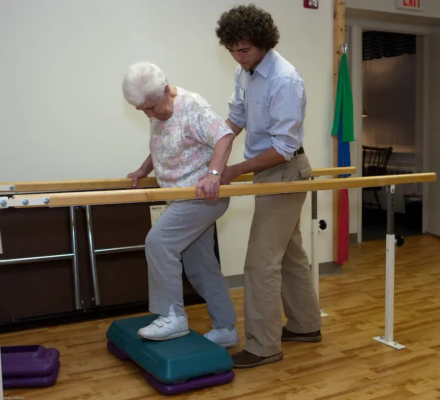 Clinics & Centers Gallery PT Clinic 2