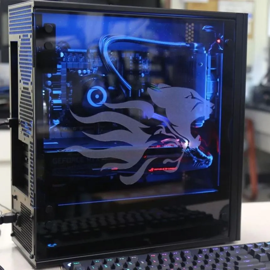 New state-of-the-art equipment in the Esports headquarters in the University Center.