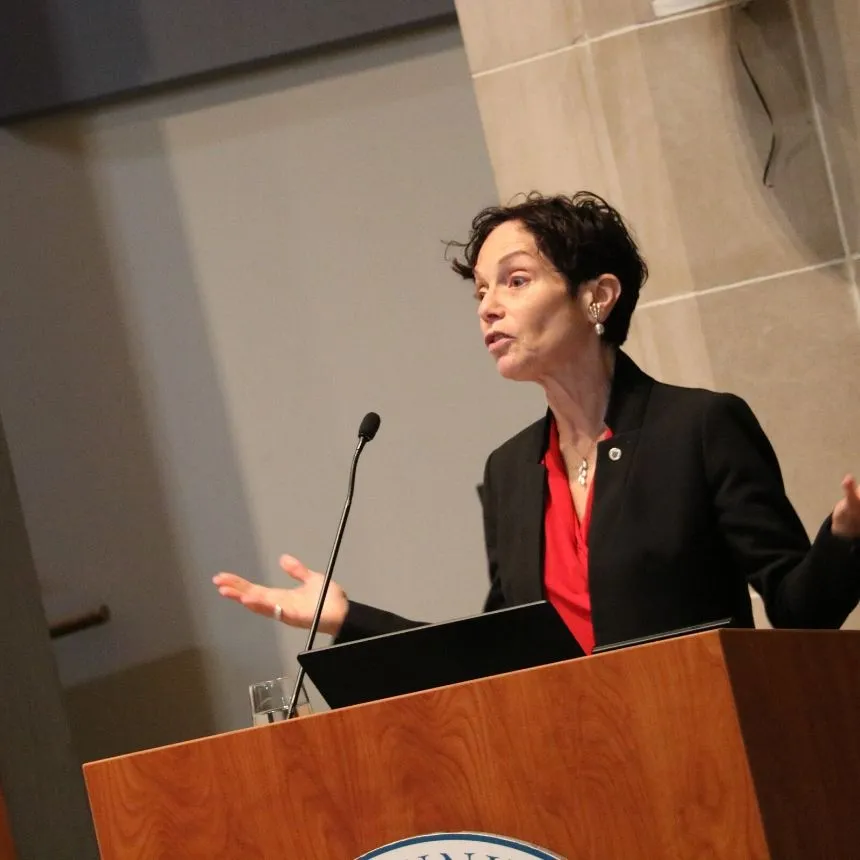 President Wollman speaks at the faculty awards banquet