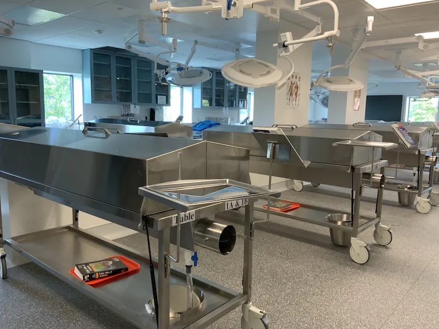 View a close up of the workstations you will find at Widener's clinical anatomy lab. 