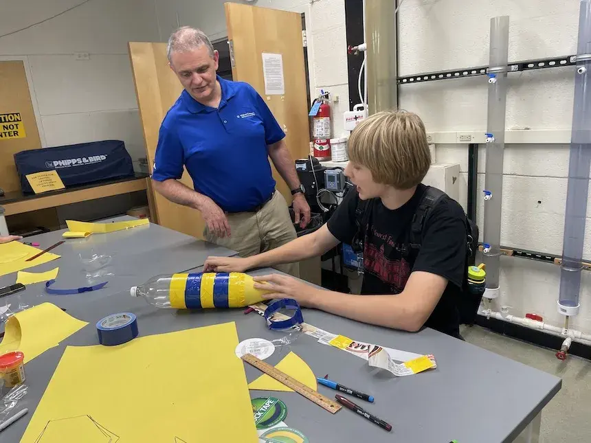 engineering summer camp bottle rocket 860x645