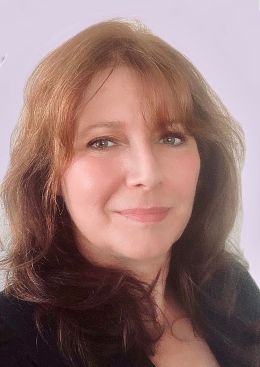 Darlene Foley Headshot