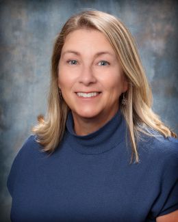 Karen May Headshot