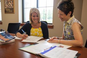 Nursing education faculty mentor