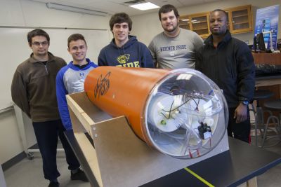 students with underwater robotic autonomous vehicle