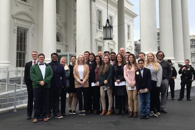 Students Tour White House