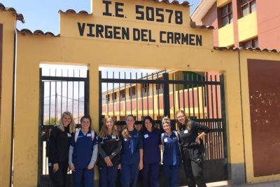 Nursing students in Peru as part of a population health class