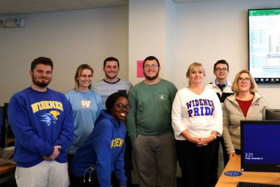 Students participate in ERPSim competition