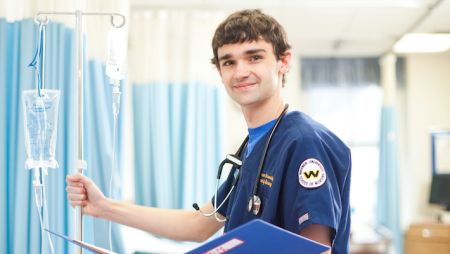 Widener School of Nursing BSN student attends nursing clinicals